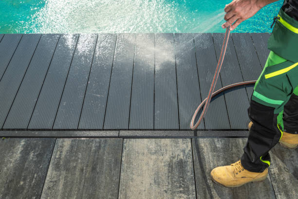 Why Choose Our Certified Pressure Washing Experts for Your Project Needs in Zillah, WA?